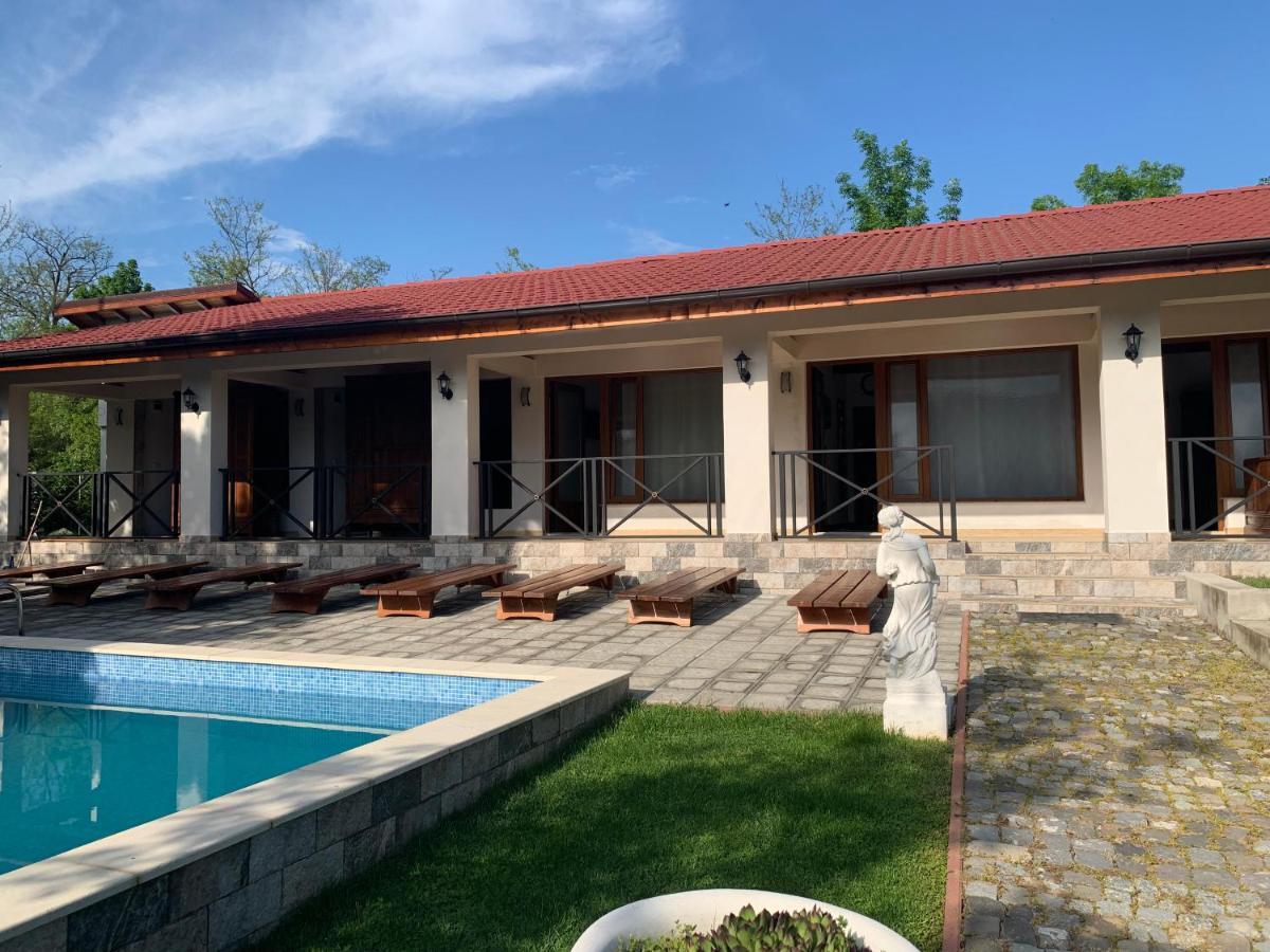 Casa Romana Ieşelniţa Εξωτερικό φωτογραφία