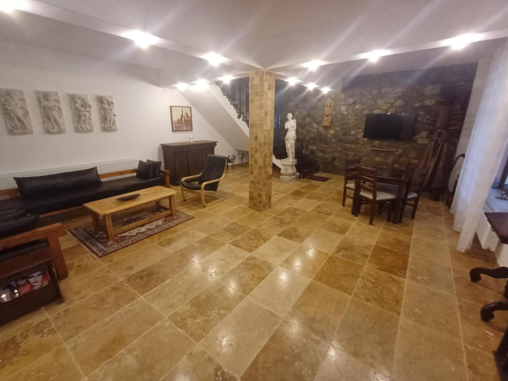 Casa Romana Ieşelniţa Εξωτερικό φωτογραφία